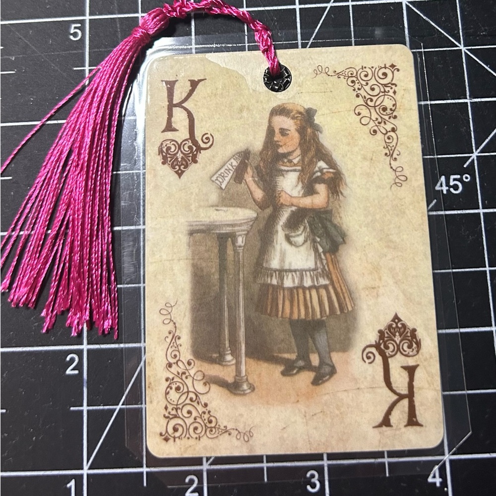 🎯10/10.00 ** 🎯Vintage King Of Hearts  Bookmark with Pink Tassel
